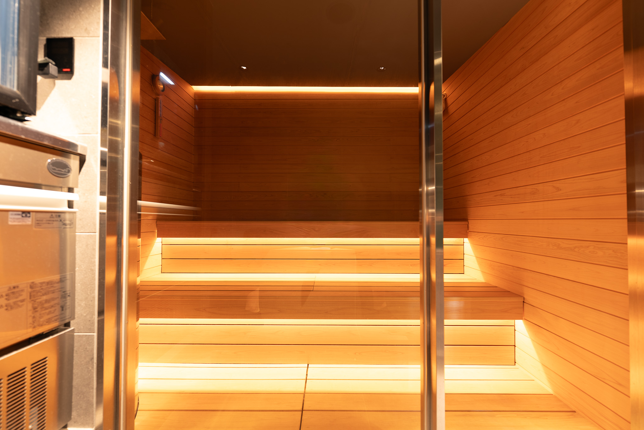 サウナルーム | 1F