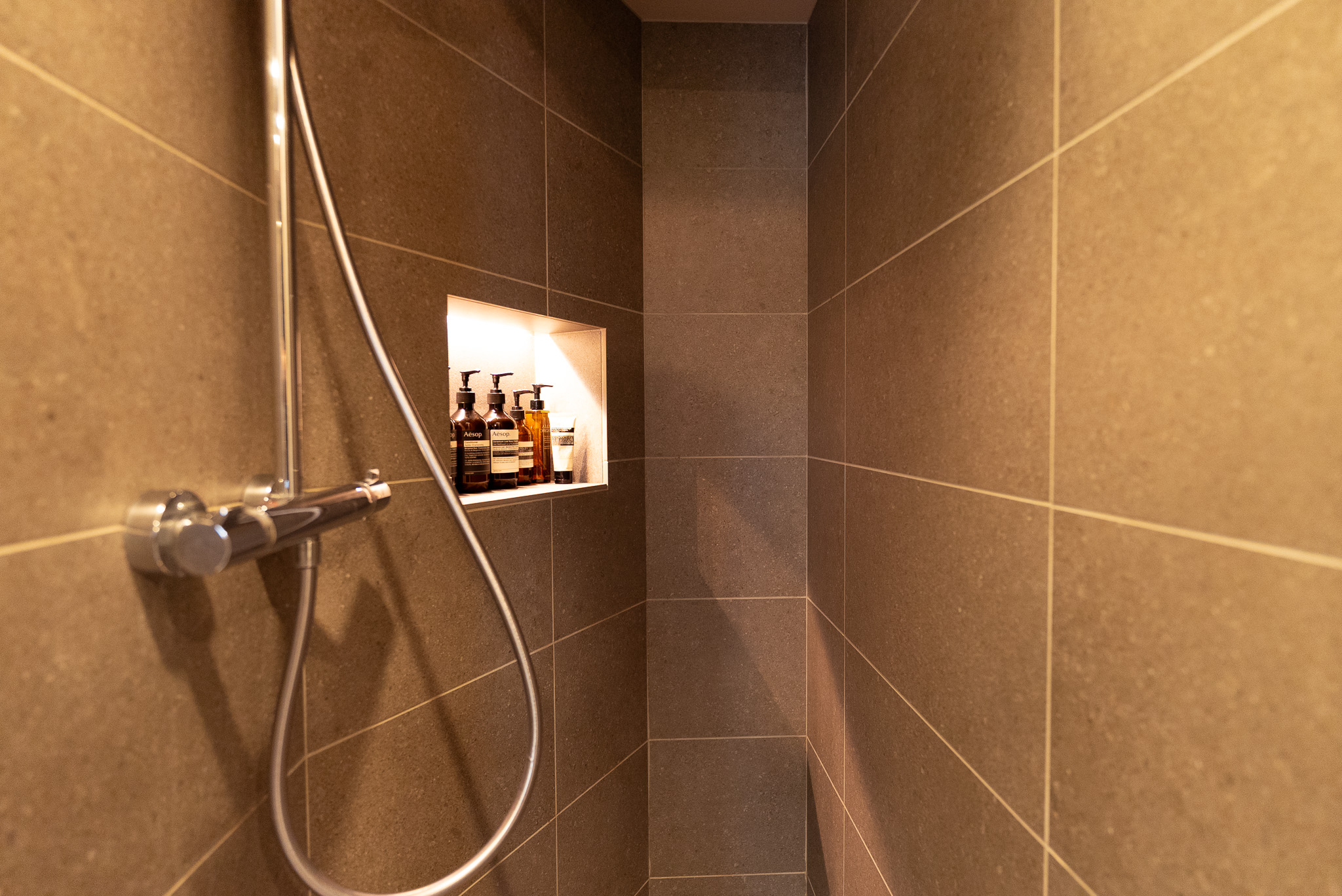 シャワールーム | 1F