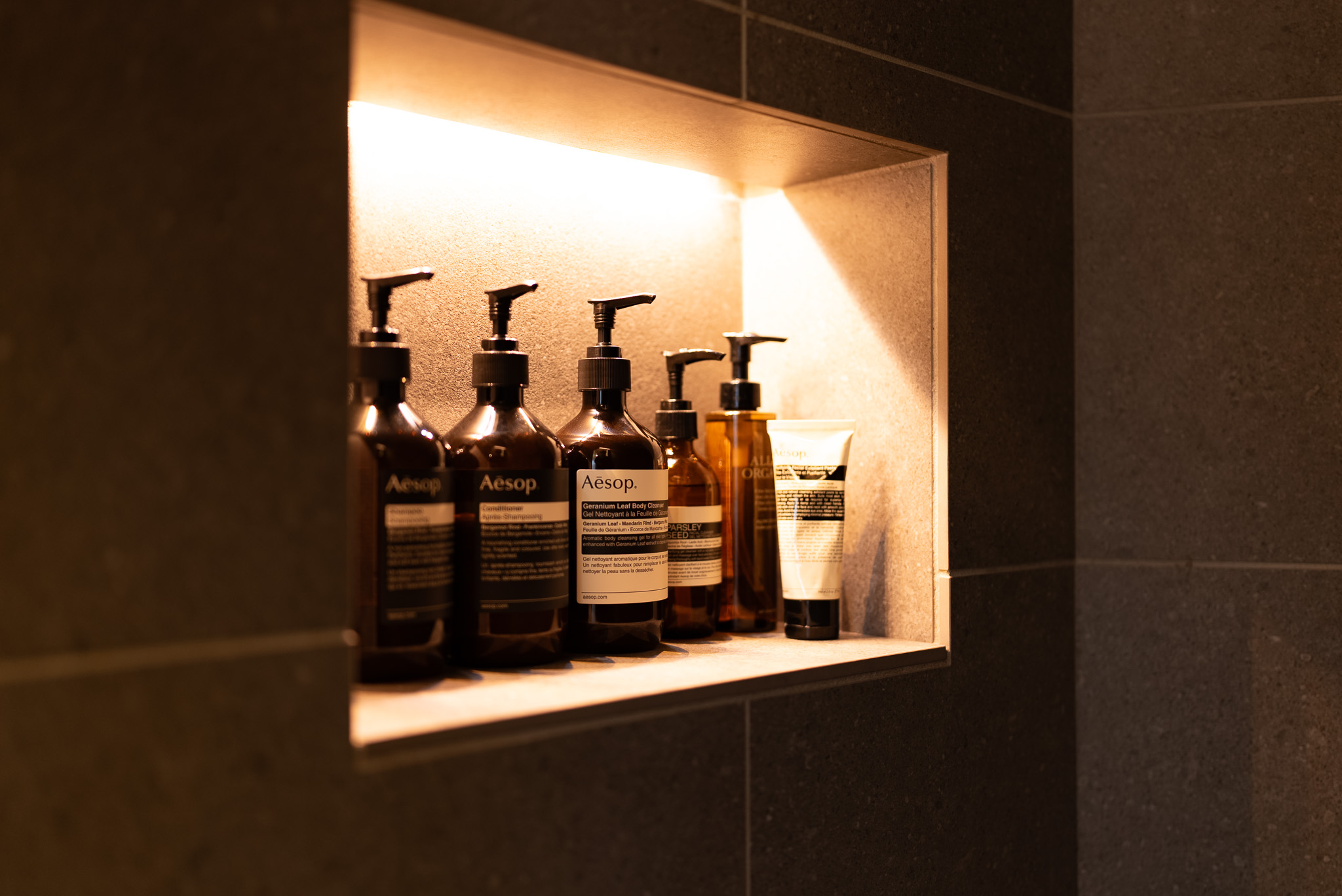 シャワールーム | 1F